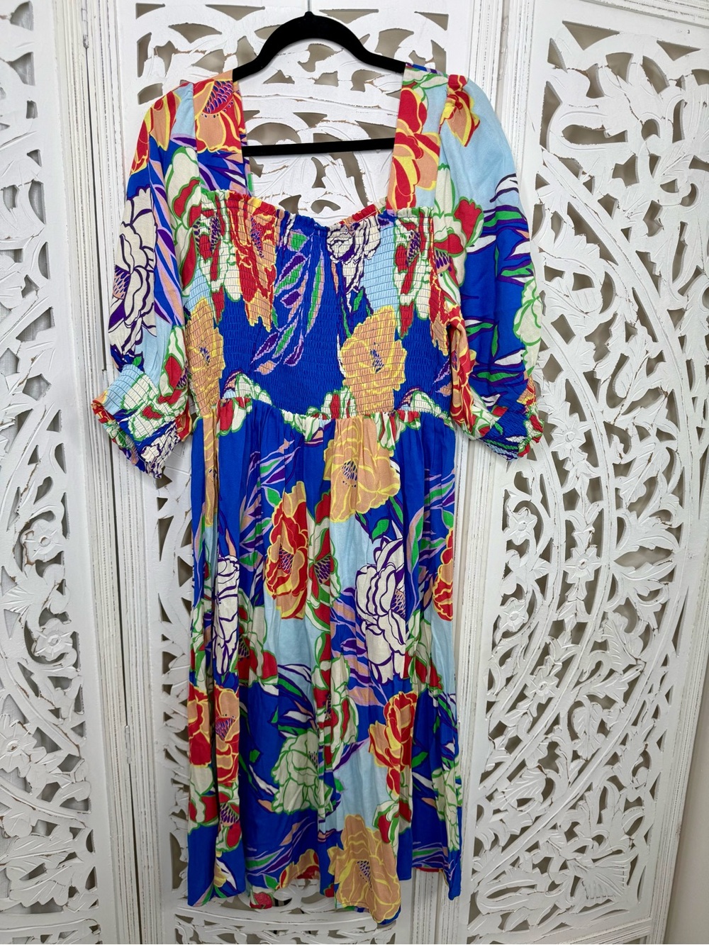 Oddy Vibrant Floral Smocked Multicolored Midi Dress NWT - Picture 2 of 7